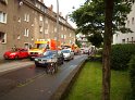 Feuerwehrmann verunglueckt Köln Kalk P14